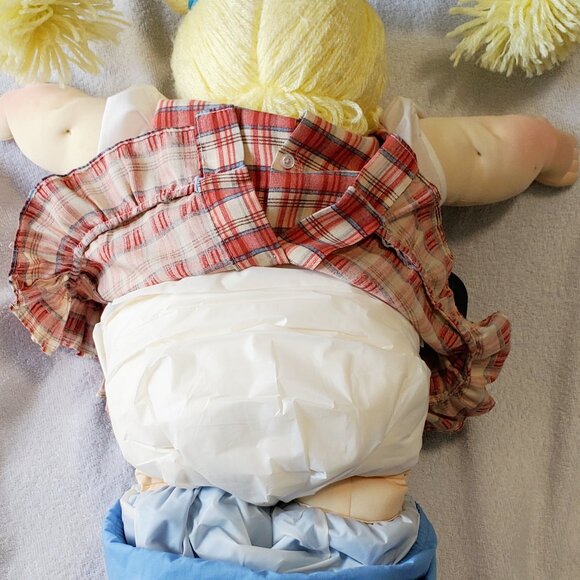 VINTAGE-1978 "The Little People"Soft Sculptures by Xavier Roberts "Charity"+DOCS - Picture 11 of 17